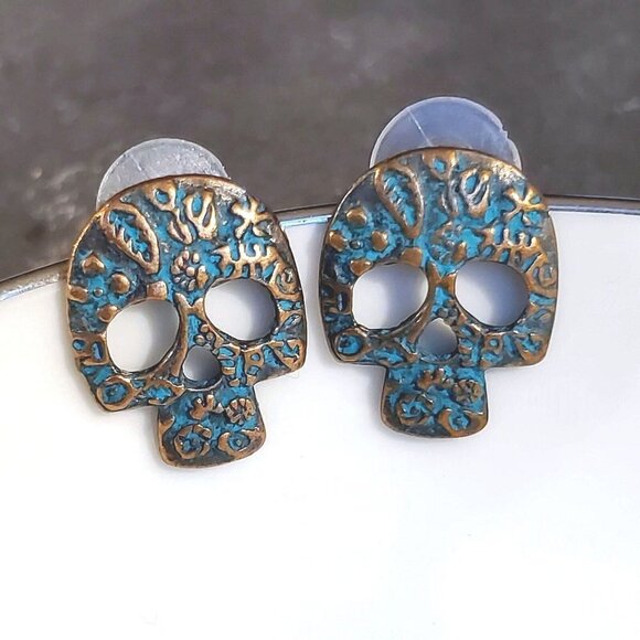 Antique Copper Verdigris Blue Green Patina Textured Skull Stud Earrings - Picture 1 of 6